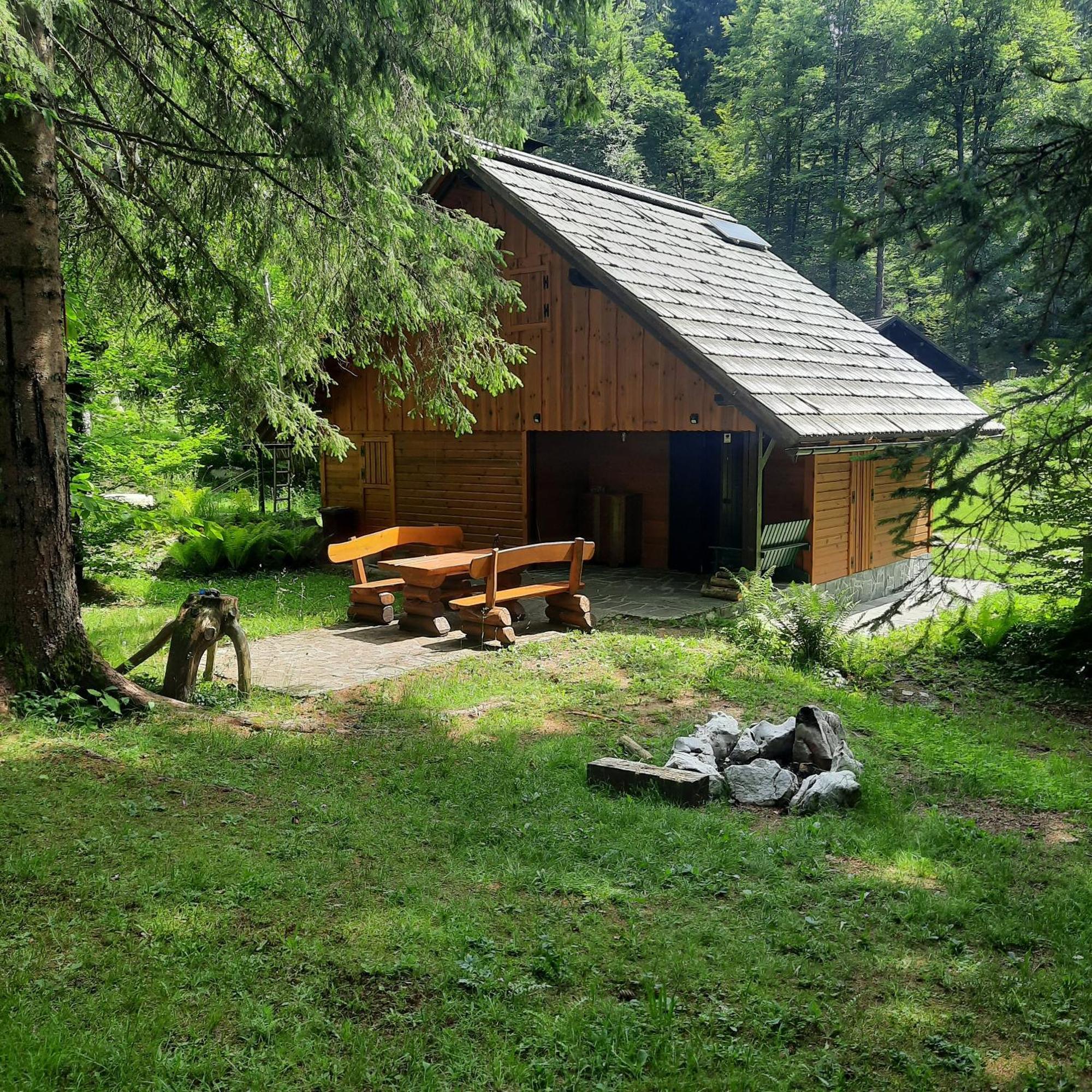 Koca V Gozdu, Forest House Near Bled Zewnętrze zdjęcie